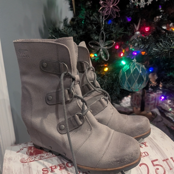 Sorel wedge boots - Picture 1 of 3